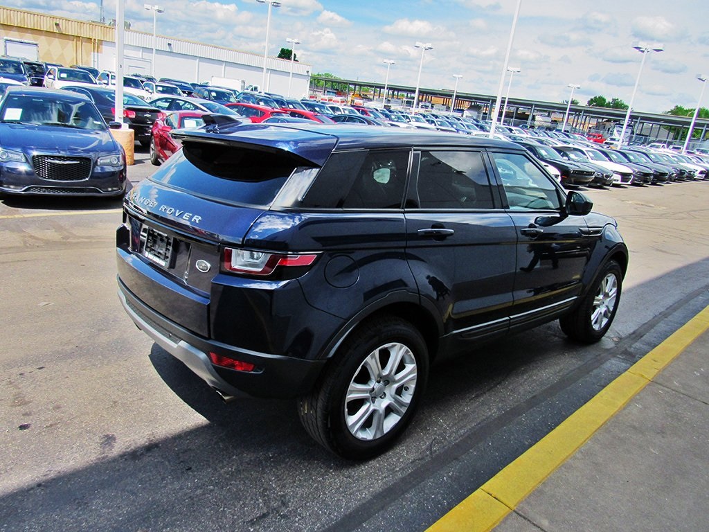 Used 2017 Land Rover Range Rover Evoque SE for Sale in ...